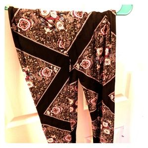 Floral Slimming Shaping Banded Leggings